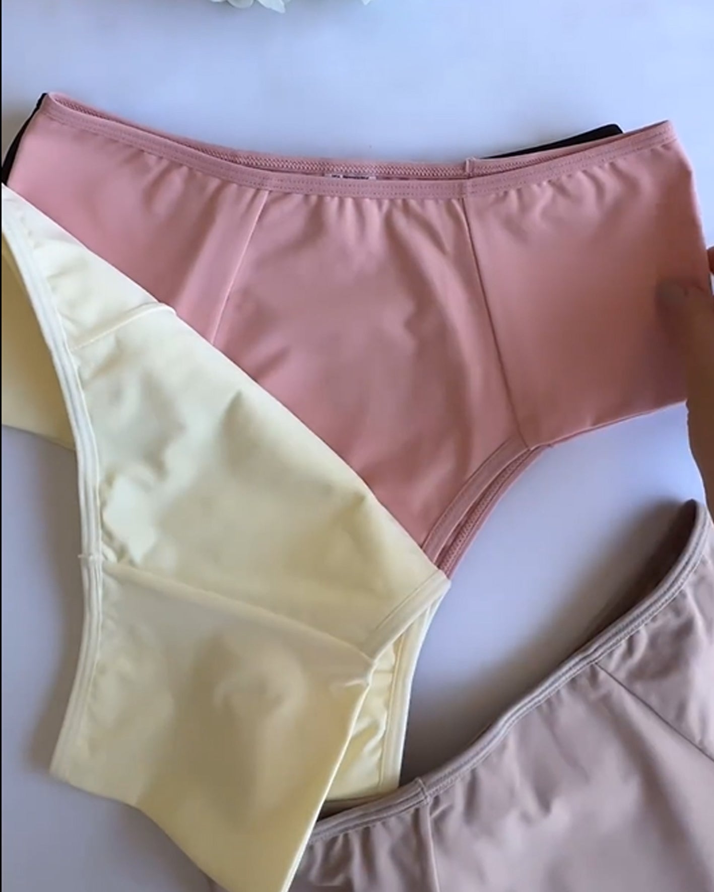 Multicolor Shaped Panties