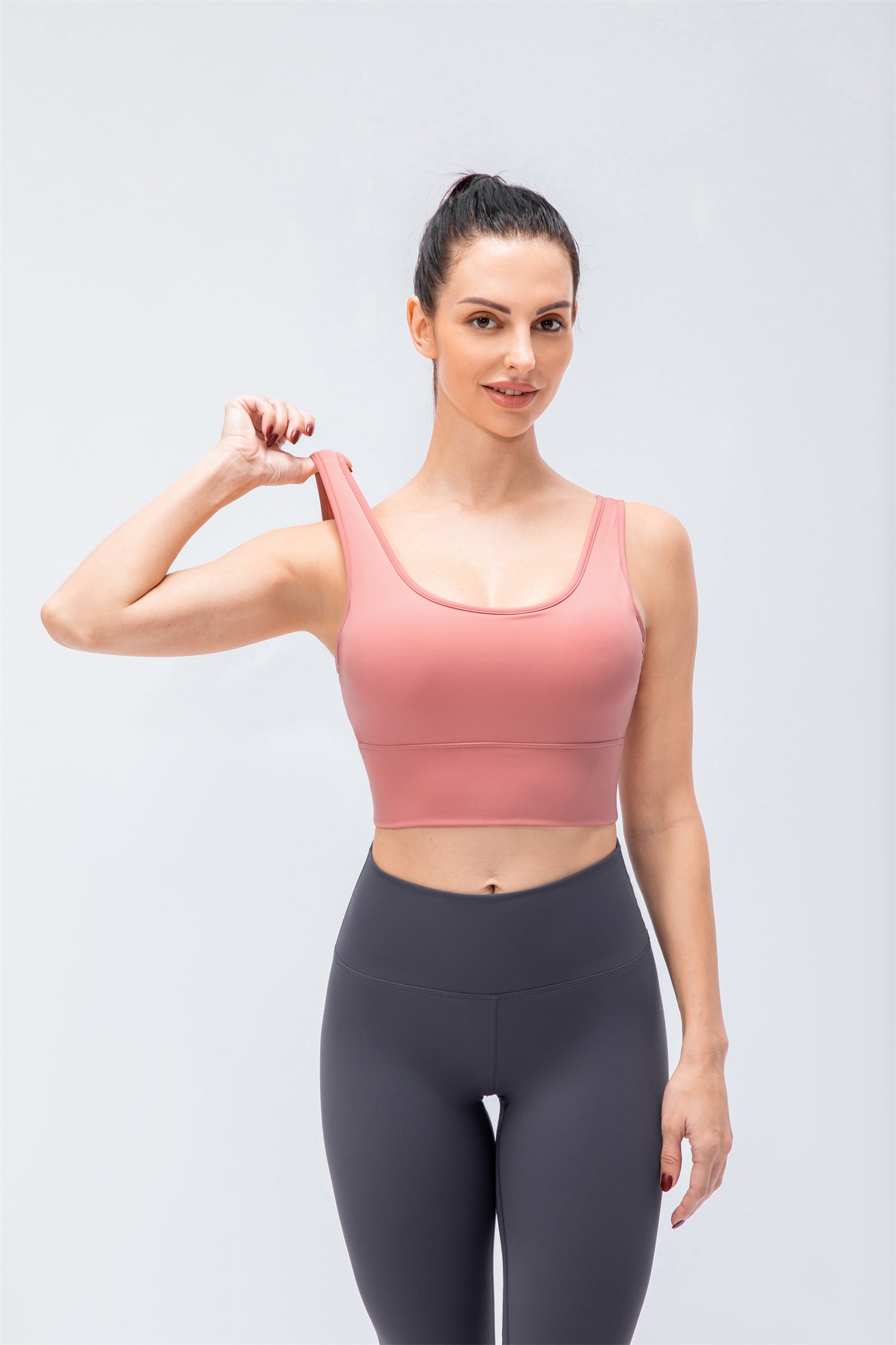 Tops deportivos de yoga de alta elasticidad