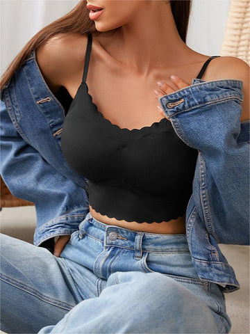 Top tipo bralette sin aros con espalda baja y borde ondulado