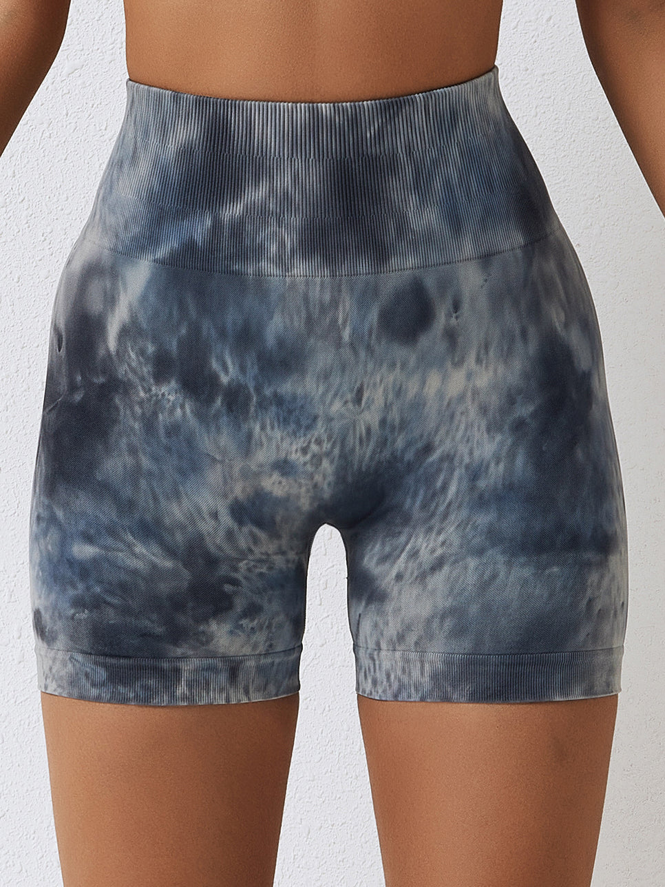 Nahtlose Yoga-Shorts mit Batikmuster und Scrunch-Design 