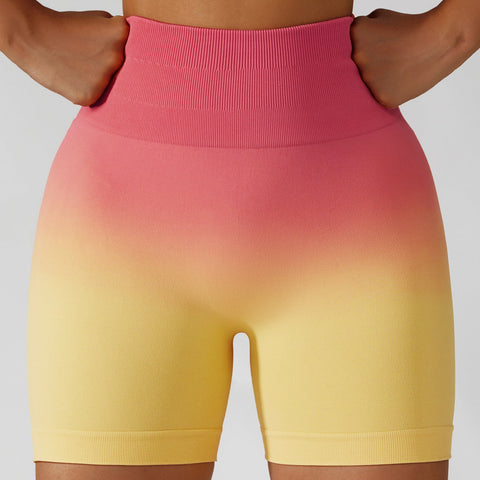 Color My Life – Yoga-Shorts mit Ombre-Muster