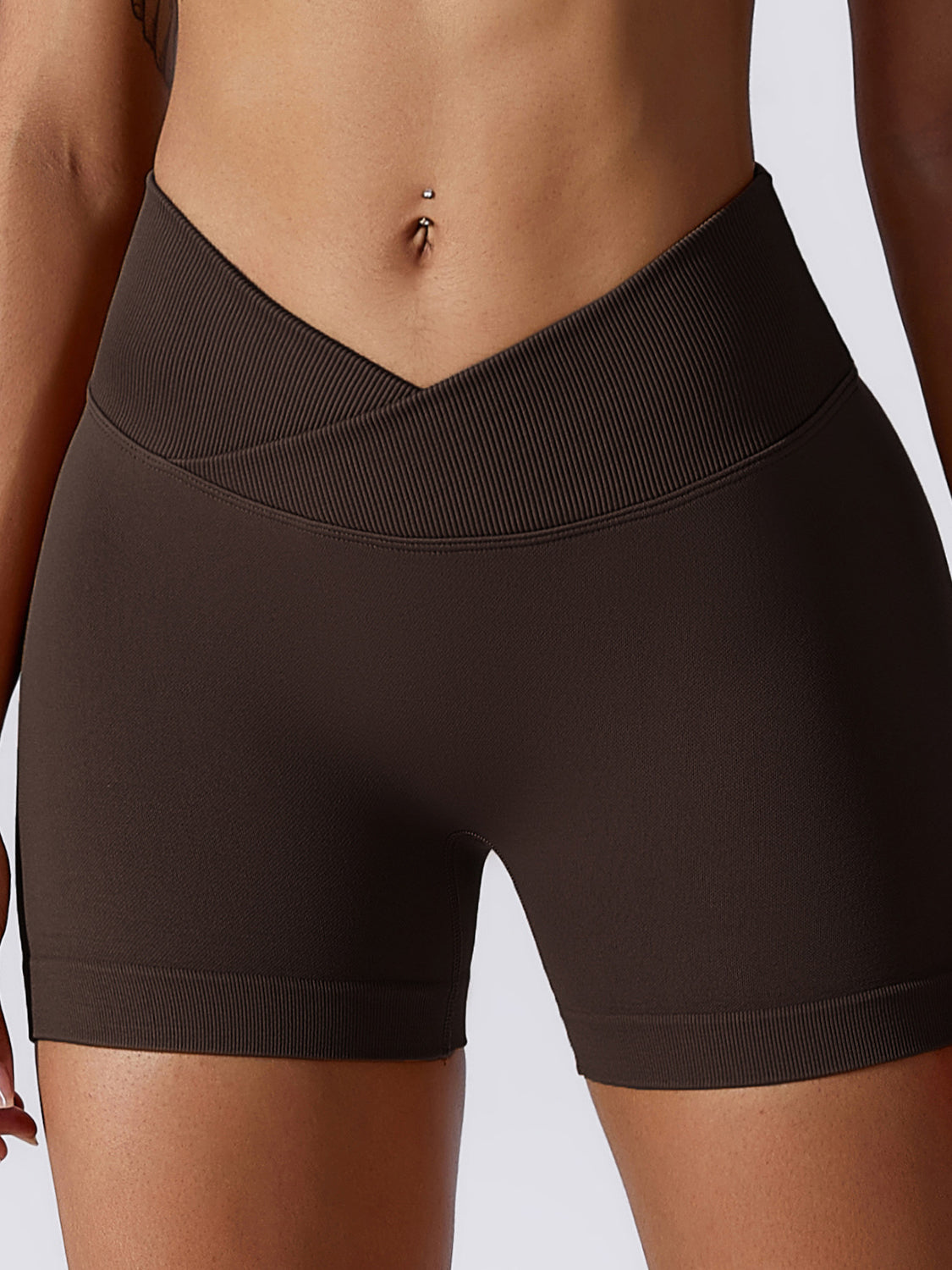 Live in Rib Crossover Waist Scrunch Short