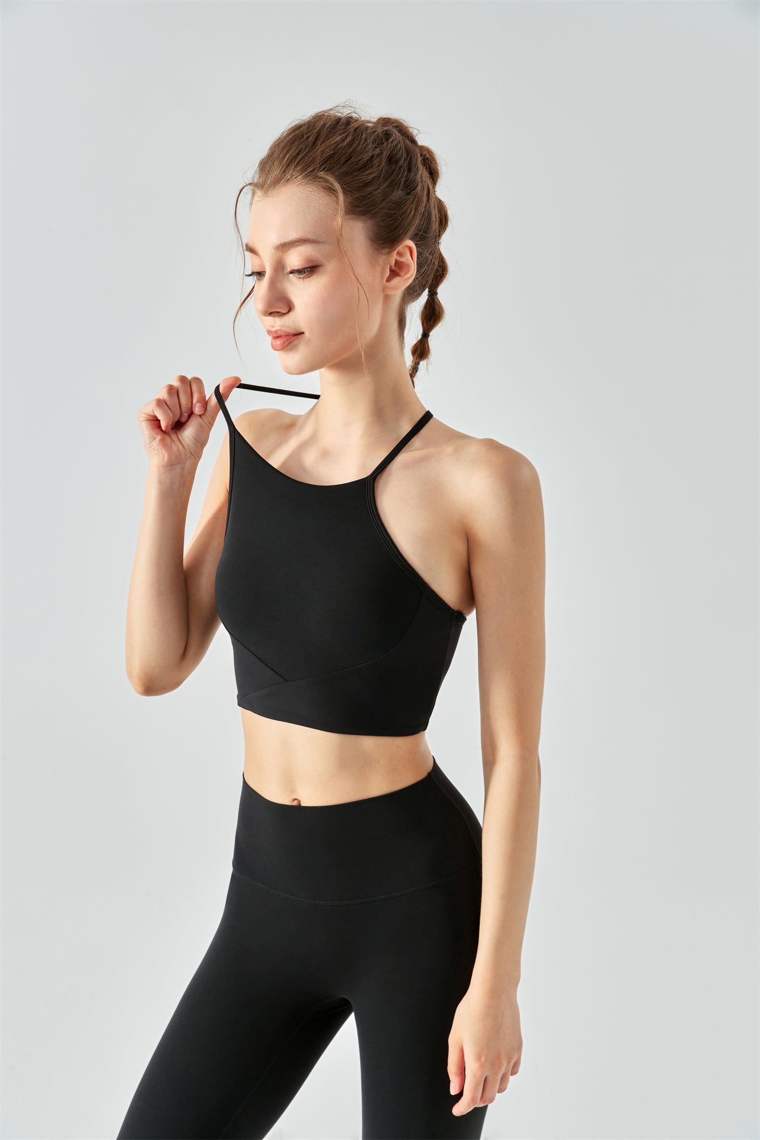 Yoga-Tanktop mit hohem Kragen