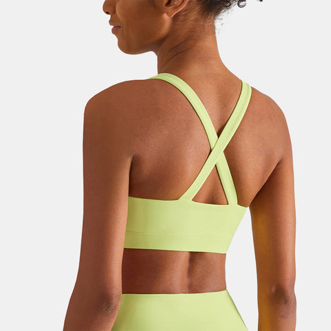 Ruched Backless Crisscross Sports Bra