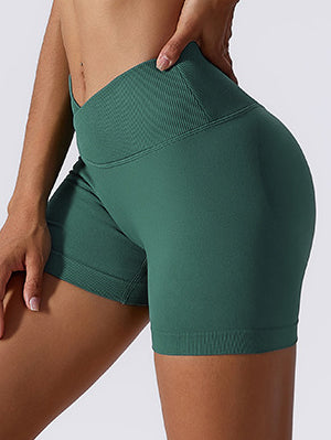 Live in Rib Crossover Waist Scrunch Short