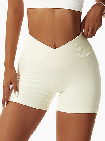 Live in Rib Scrunch Short mit überkreuzter Taille