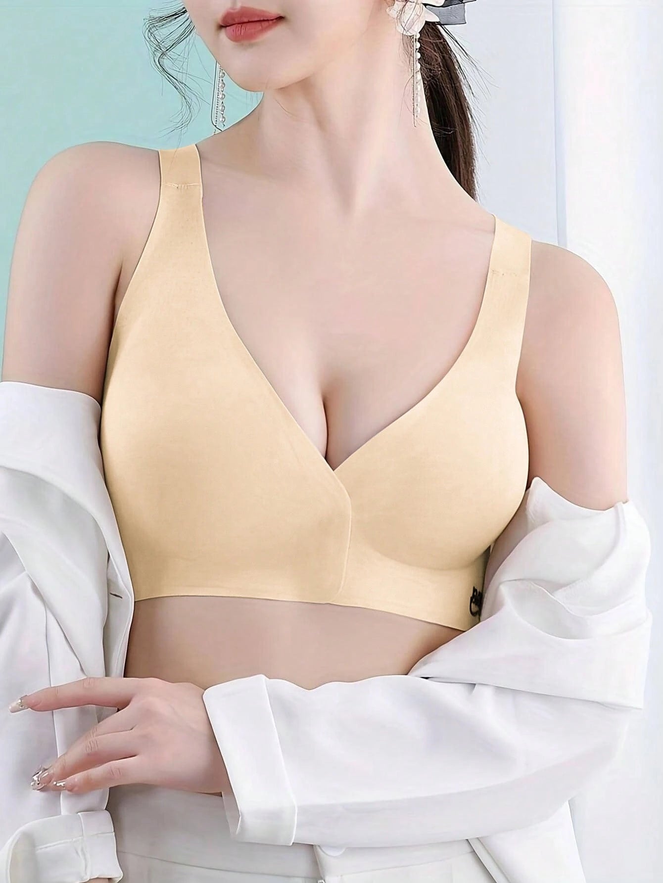 Seamless Bra For Women That Lift, Shape, And Provide Support With No Wires, 3-row Hook-and-eye Closure For Comfortable Fit Cornsilk