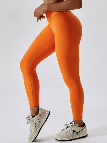 Butterweiche Leggings mit V-Ausschnitt hinten 