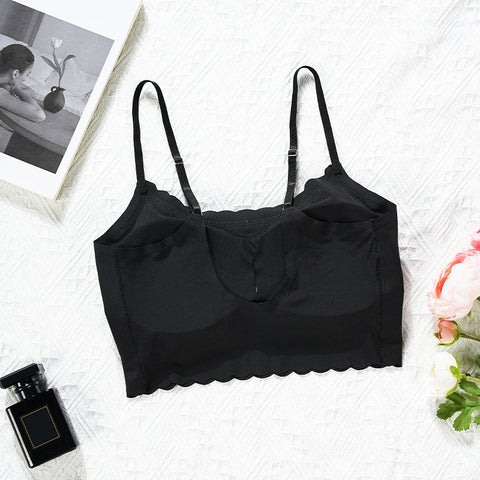 Top tipo bralette sin aros con espalda baja y borde ondulado