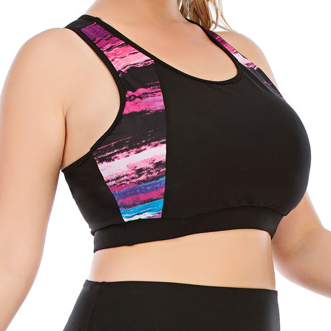 Plus Size Yoga Tops Tank mit integriertem BH in Schwarz