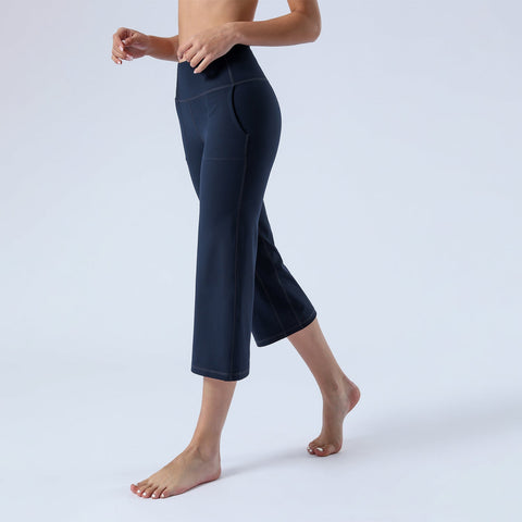 Yogahose mit weitem Bein