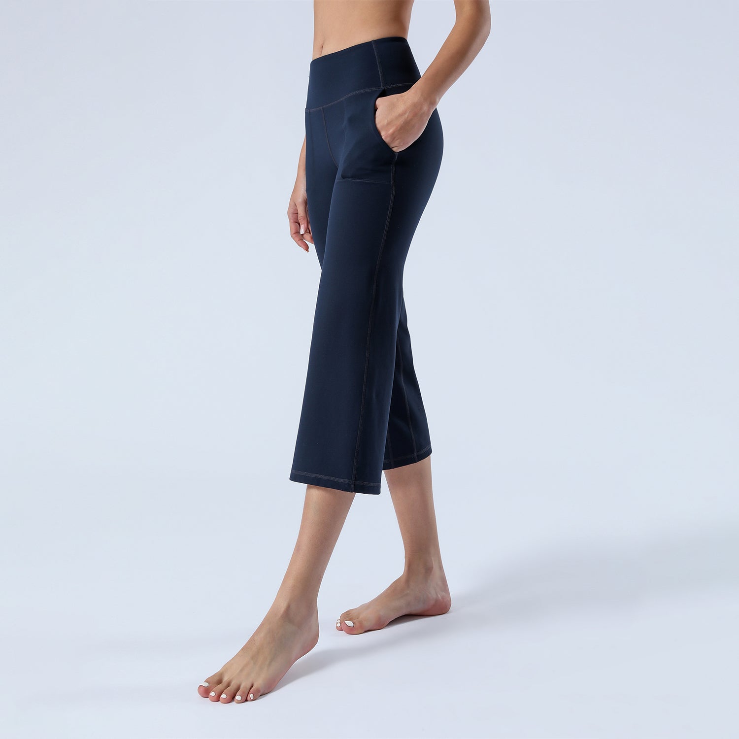 Yogahose mit weitem Bein