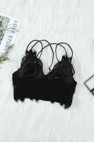 Schickes schwarzes Spitzen-Bralette mit Futter