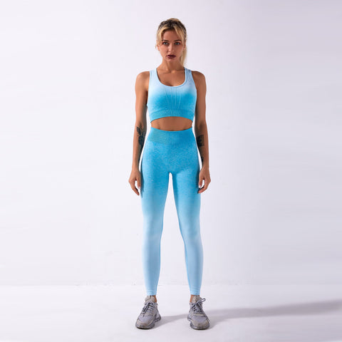 Conjunto de yoga de tres piezas sin costuras para gimnasio, camiseta sin mangas, pantalones cortos y leggings con efecto tie dye