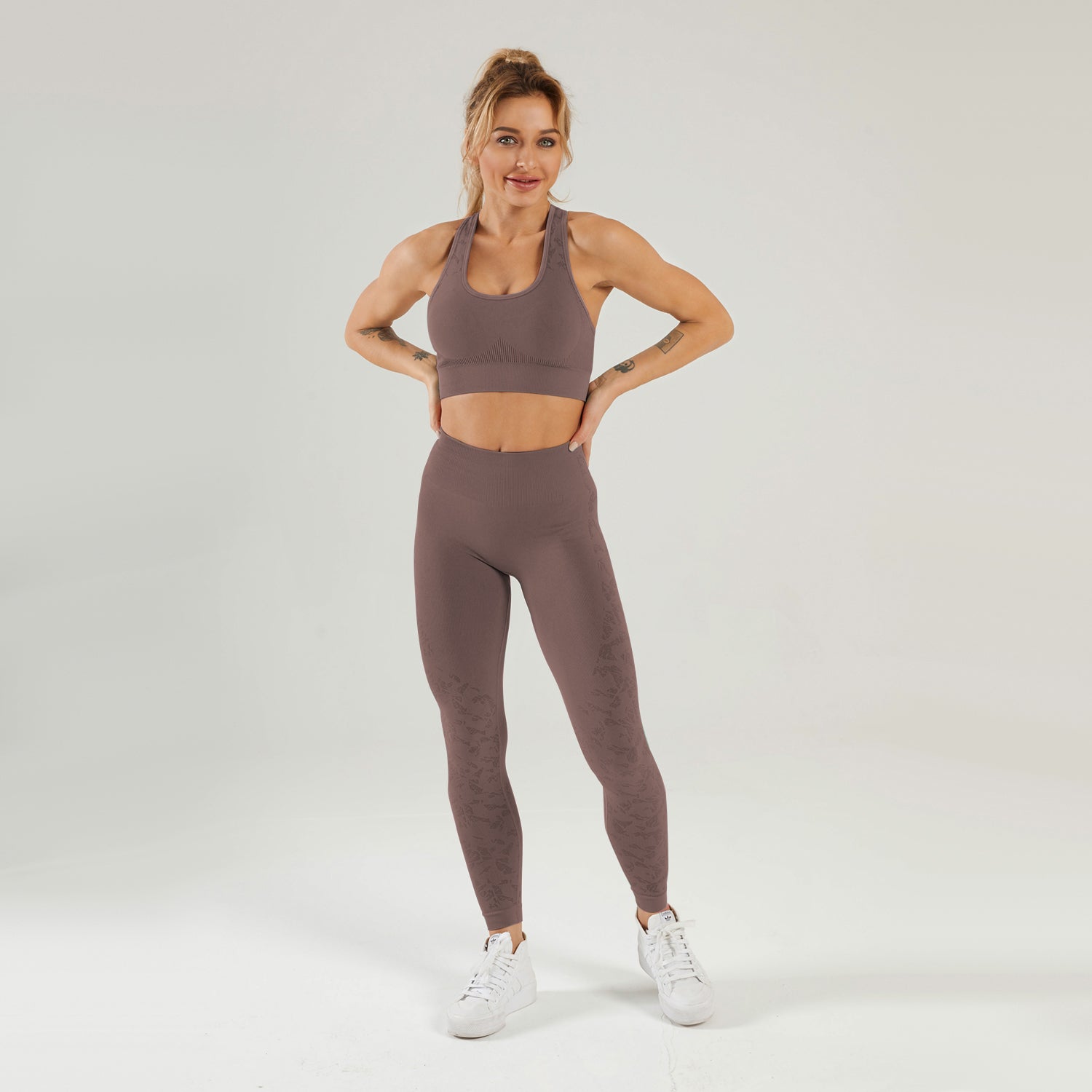 Nahtloses Gym-Yoga-Set, Sport-BH und Leggings mit Blumendruck für Damen