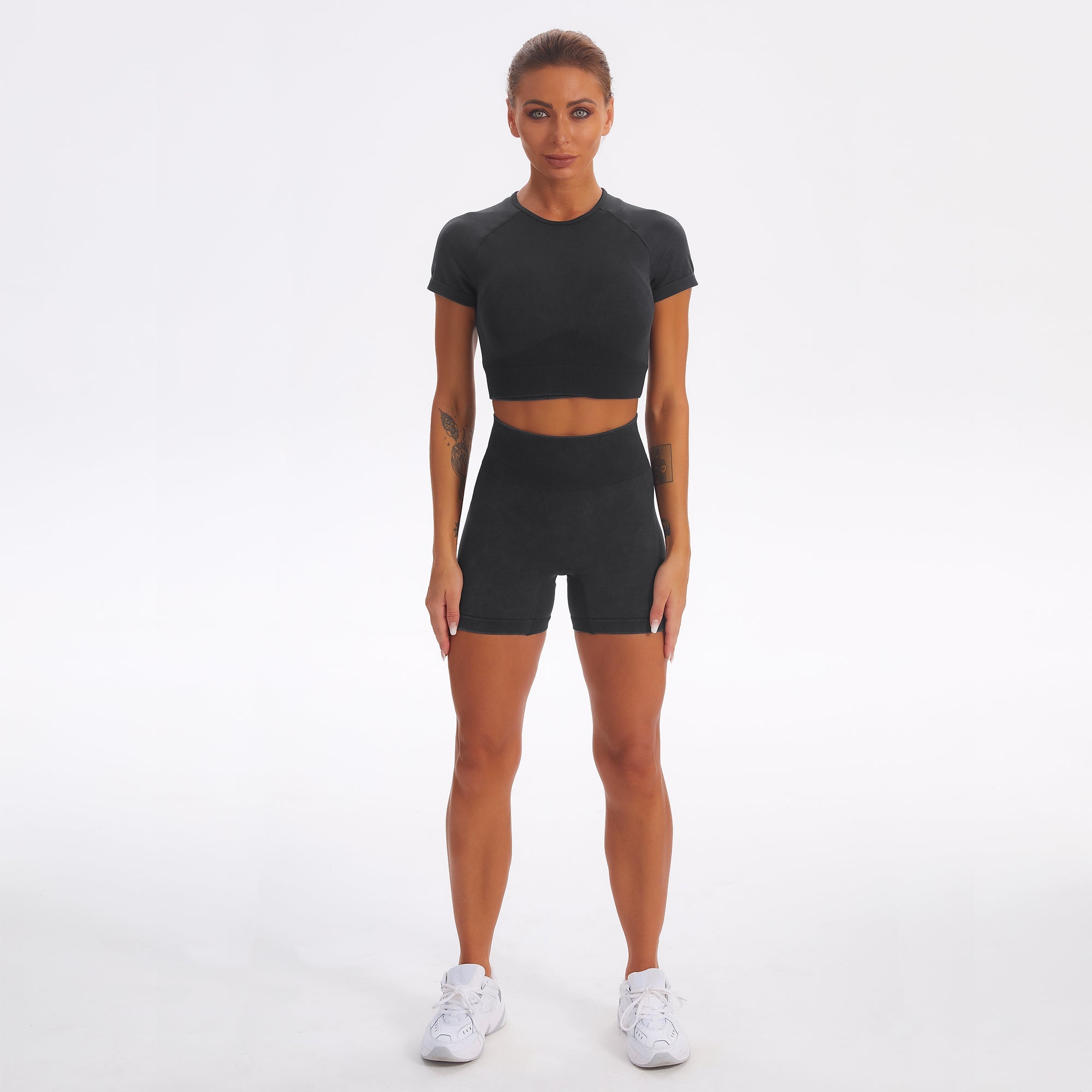 Nahtloses Gym-Yoga-Set, Kurzarm-Top und Shorts