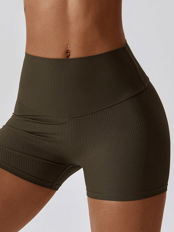 Gerippte Scrunch-Yoga-Shorts 