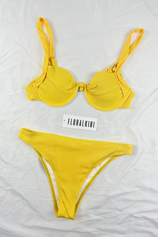 Braguita de bikini de cintura alta con canalé amarillo