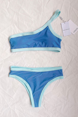 Braguita de bikini de canalé en bloques azules