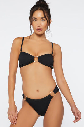 Top de bikini con lazo en los hombros y detalle de aro, estilo bralette negro