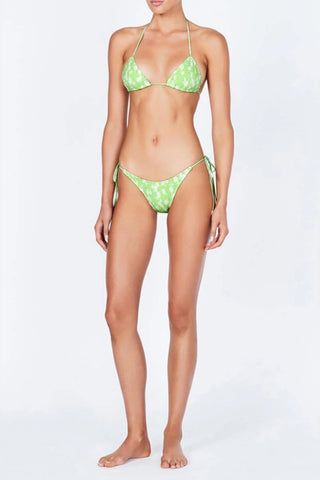 Conjunto de bikini con cuello halter y lazos laterales con estampado floral color lima