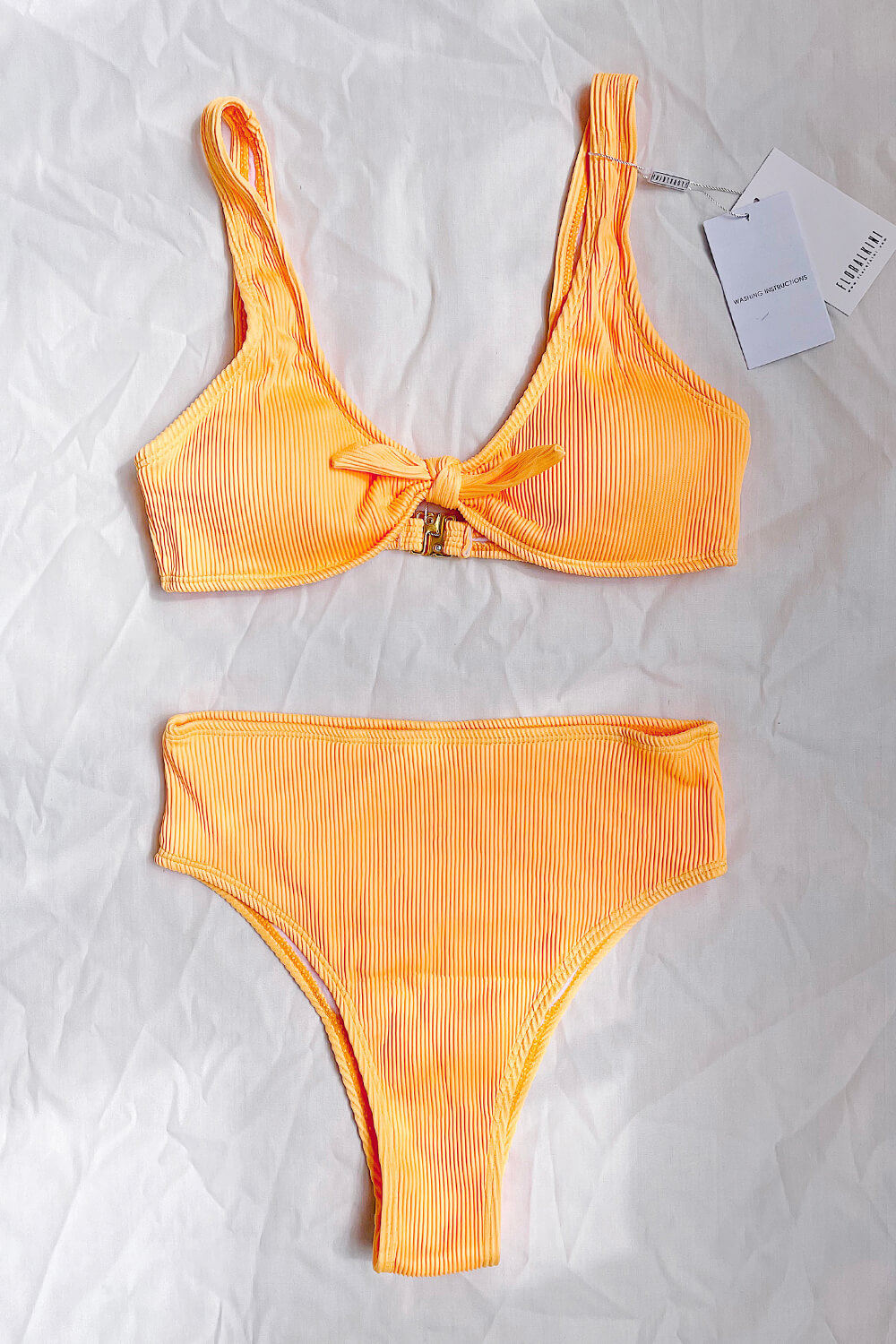 Orangefarbene, gerippte Bikinihose mit hoher Taille